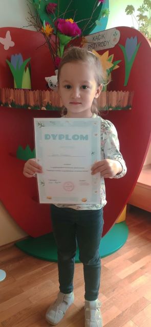 Zosia Tulipanek z dyplomem