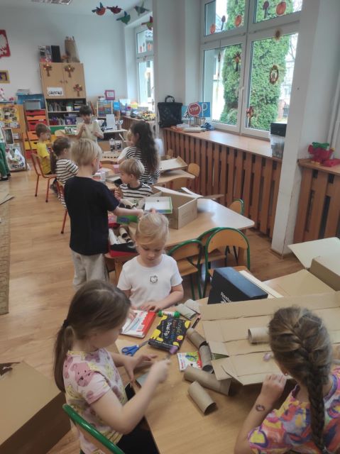 sloneczniki tworza eko zabawki